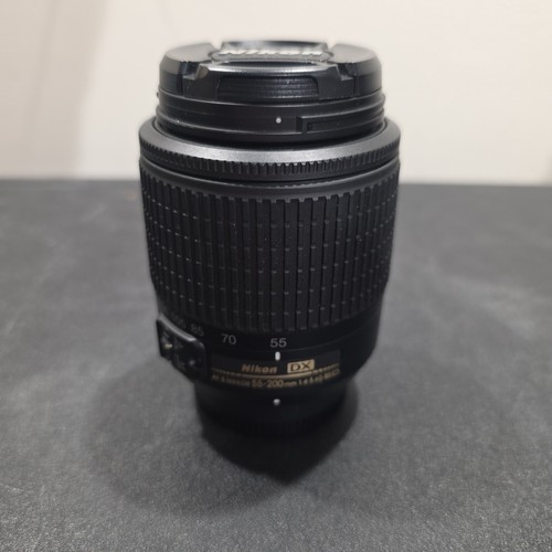 Nikon nikkor 55 200mm - nikon,